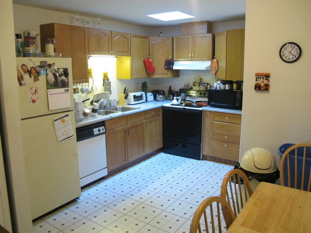 Property Photo: 4308 NE Sunset Blvd S3 WA 98059
