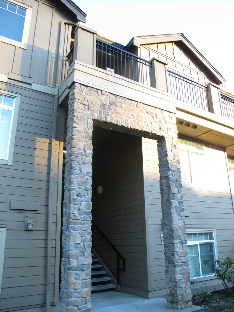 Property Photo: 18930 Bothelleverett Hwy U102 WA 98012