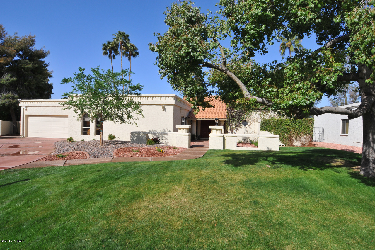 Property Photo:  8304 N Via Rico --  AZ 85258 