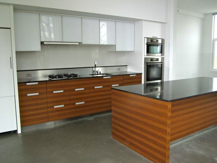 Property Photo:  500 Mercer St  WA 98109 