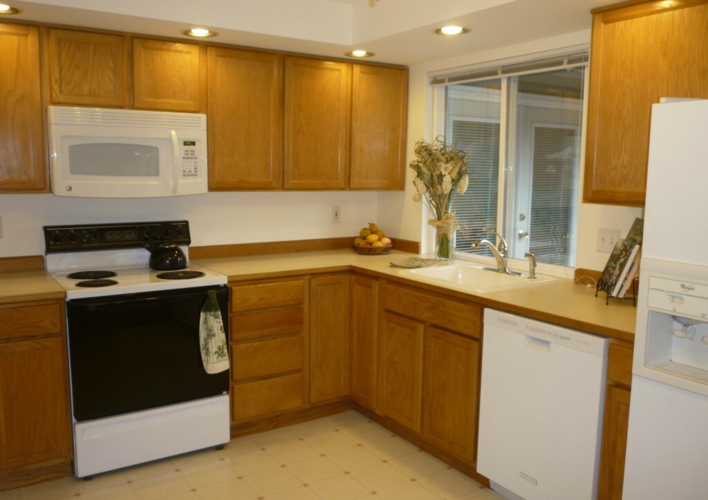 Property Photo: 2232 171st Ave NE WA 98008