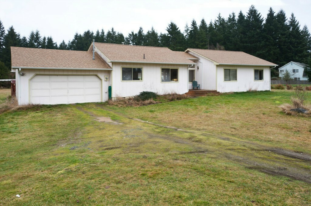 Property Photo:  8924 SW Cemetery Rd  WA 98070 