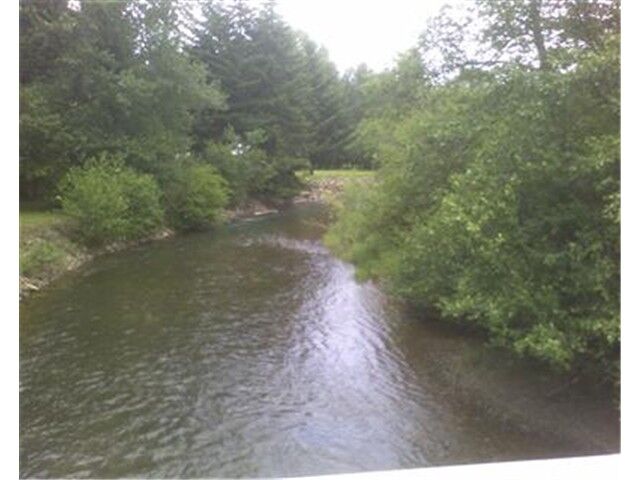 Property Photo:  180 Sun Island Dr  WA 98925 