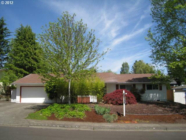Property Photo: 12375 SW Berryhill Ln OR 97008