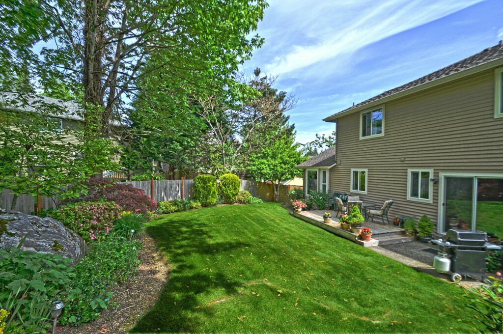 Property Photo:  22464 NE 9 Dr  WA 98074 