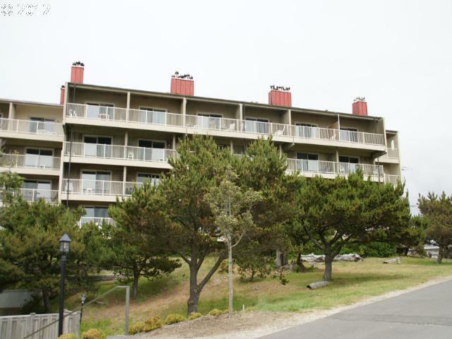 Property Photo:  Gearhart House Condo 680  OR 97138 