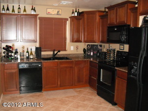 Property Photo:  3336 E Franklin Avenue  AZ 85295 