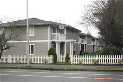 Property Photo: 607 29th St SE A2 WA 98002