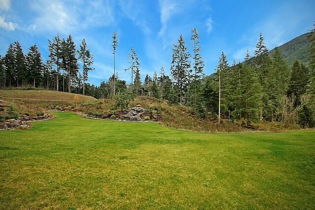 Property Photo:  14979 SE Reserve Dr  WA 98045 