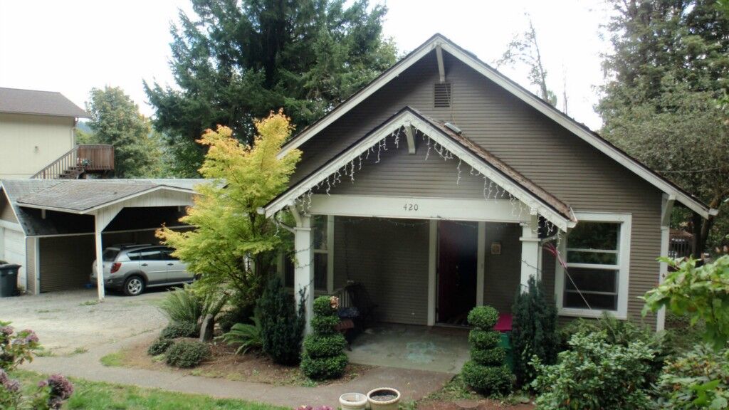 Property Photo:  420 S 7th  Street  WA 98584 