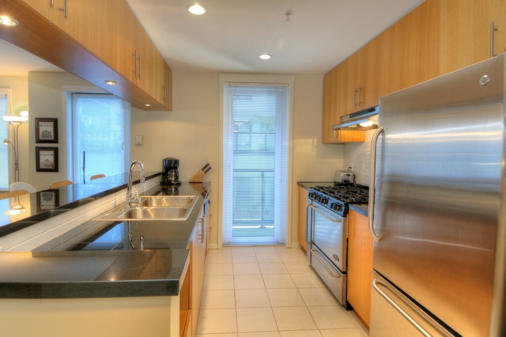 Property Photo:  2721 1st Ave 310  WA 98121 