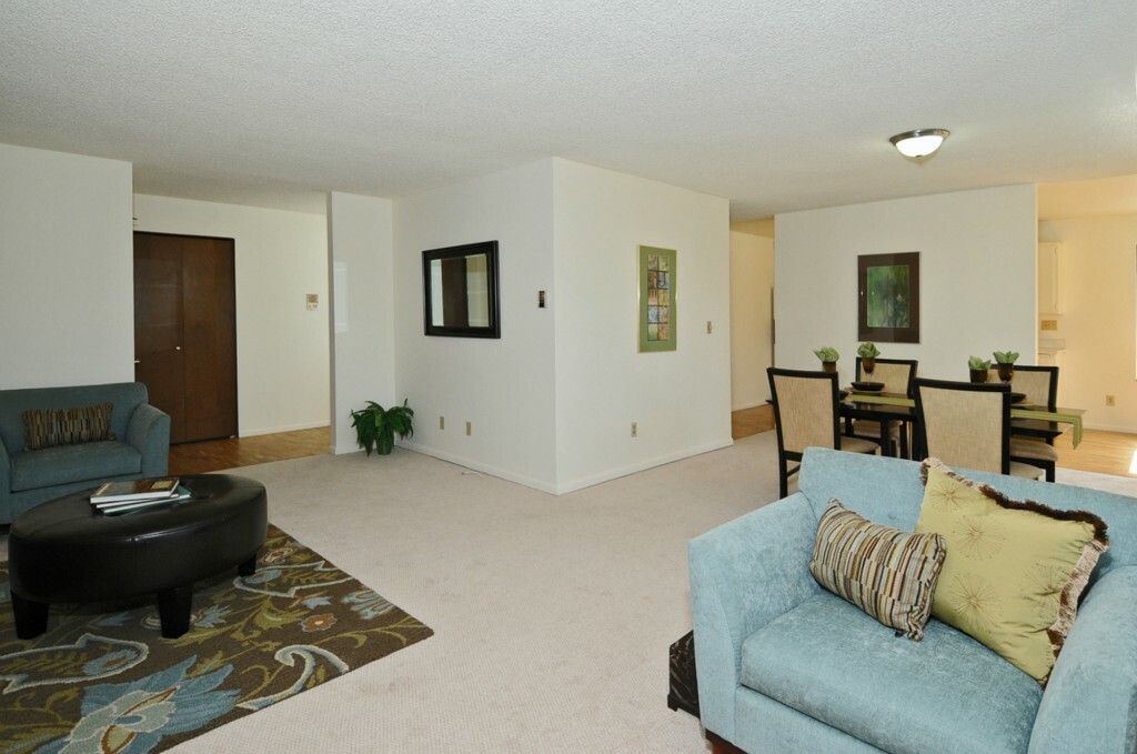 Property Photo:  13567 Linden Ave N 112  WA 98133 