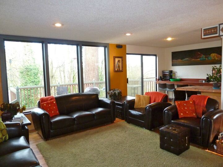 Property Photo: 19410 65th Place NE WA 98028