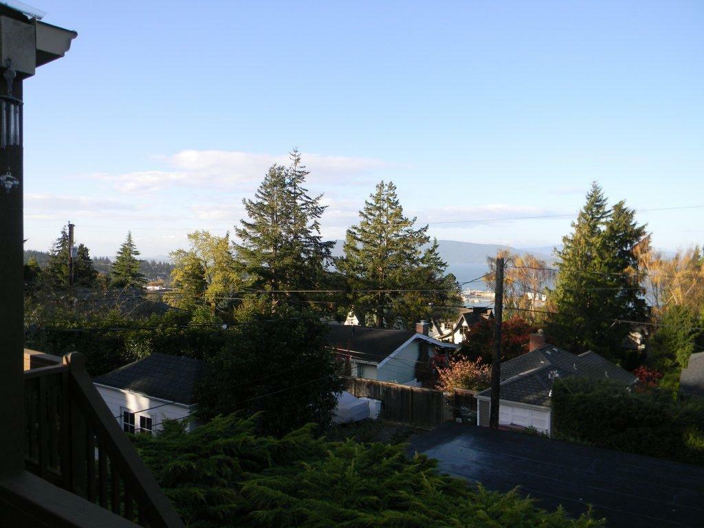 Property Photo:  700 17th St  WA 98225 