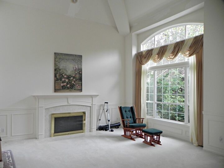 Property Photo:  16410 SE 56th Place  WA 98006 