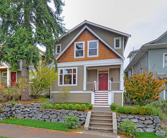 Property Photo:  152 NE 62 St  WA 98115 