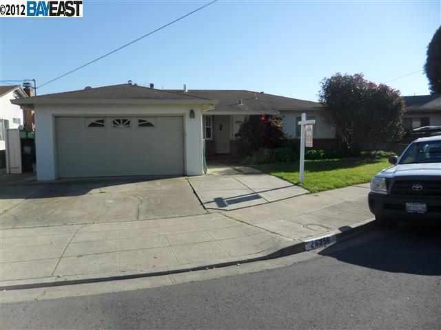 Property Photo:  26356 Ventura Ave  CA 94544-3333 