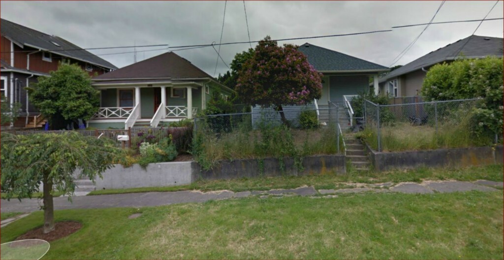 Property Photo:  219 29th Ave E  WA 98112 