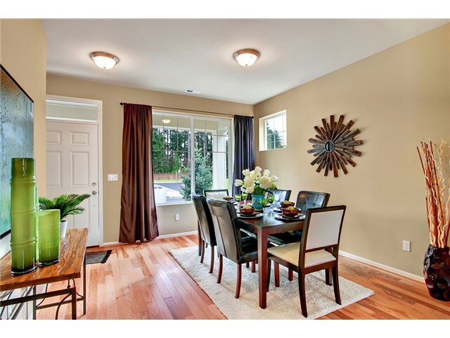 Property Photo: 3804 218th Place SE WA 98021