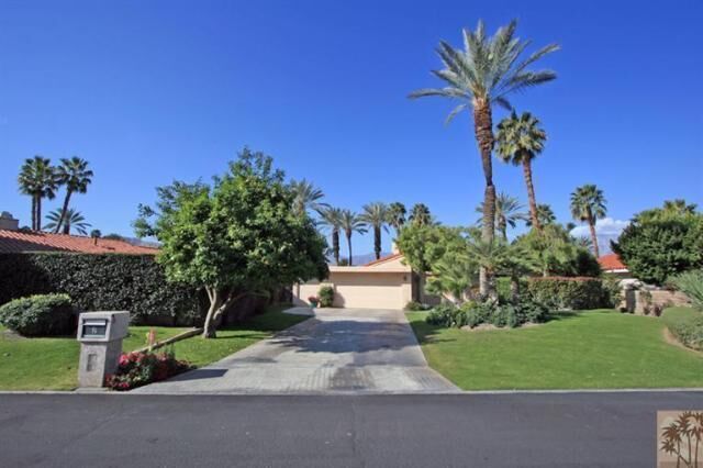 Property Photo: 2 Lincoln Place CA 92270