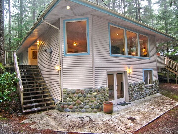 Property Photo: 6929 Baker Cir WA 98244