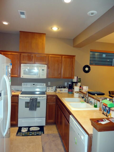 Property Photo:  21503 104th St Ct E  WA 98391 