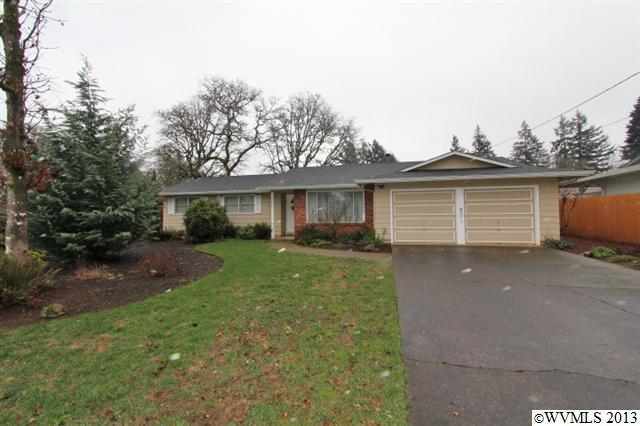 Property Photo:  4092  Roselle Way SE  OR 97302 