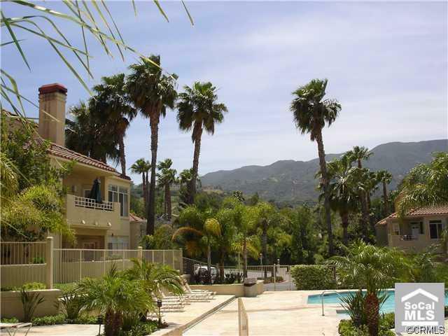 Property Photo:  3100 Puesta Del Sol Court 203  CA 92882 