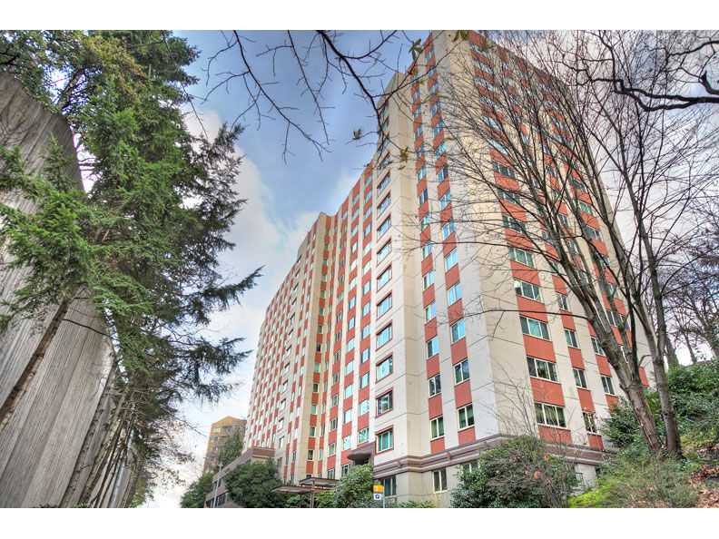 Property Photo: 1400 Hubbell Place 904 WA 98101