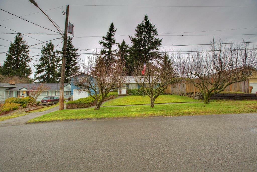 Property Photo:  5009 N 16th St  WA 98406 