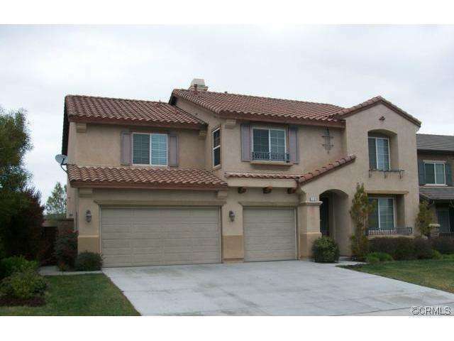 Property Photo:  31282 Kestrel Way  CA 92596 