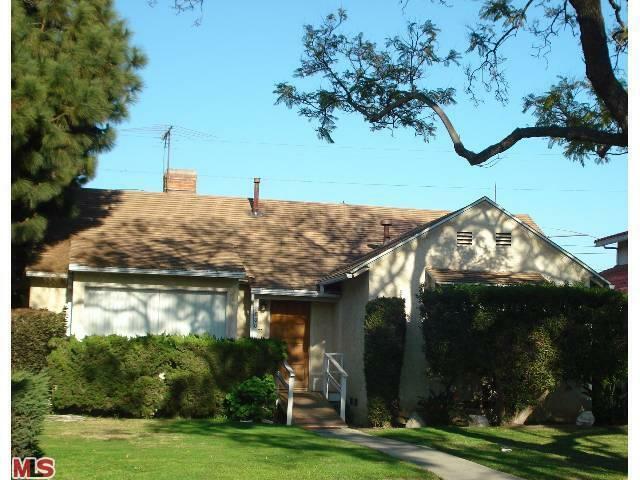 Property Photo:  2800 Glendon Ave  CA 90064 