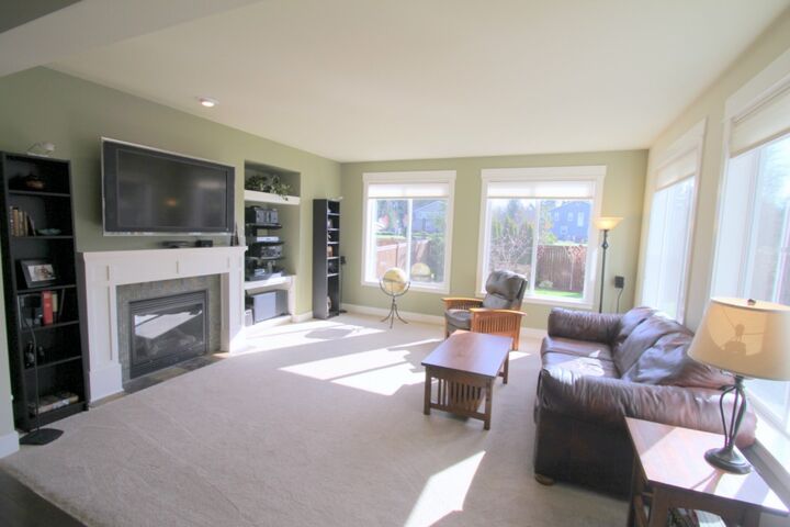 Property Photo:  1352 247th Place SE  WA 98075 