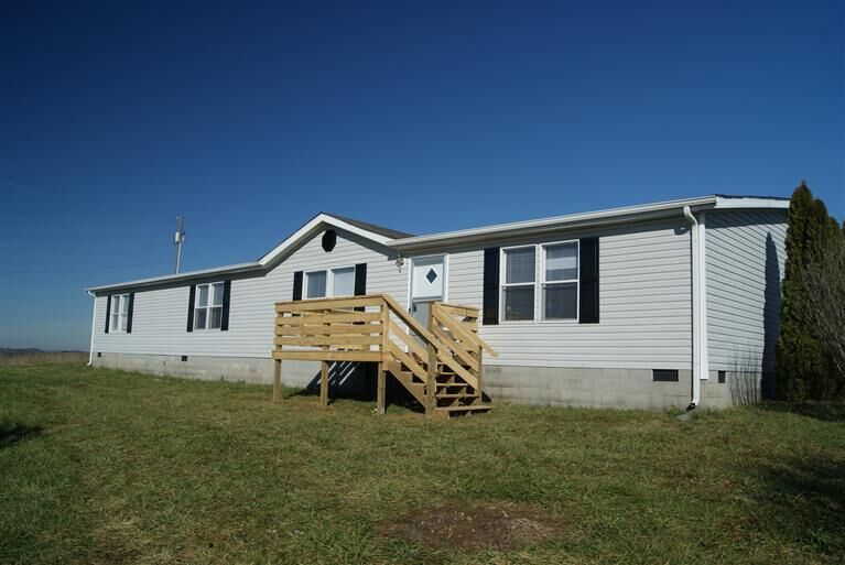 Property Photo: 3740 High Bridge Road KY 40444