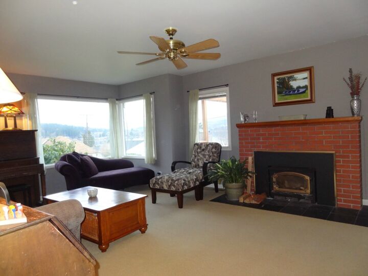 Property Photo: 2817 Martin St WA 98226