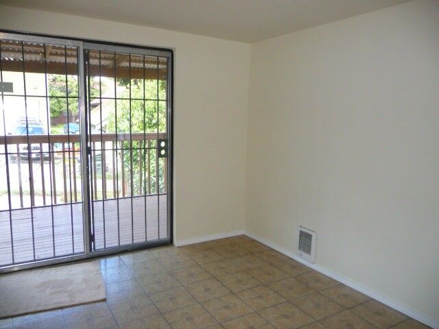 Property Photo:  4246 Juneau St S  WA 98118 