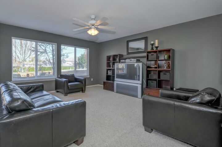 Property Photo:  23934 SE 5th St  WA 98074 
