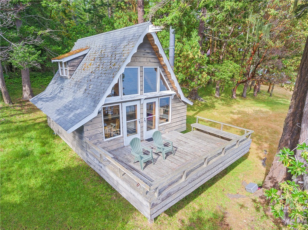 Property Photo:  6 Pearl Island  WA 98250 