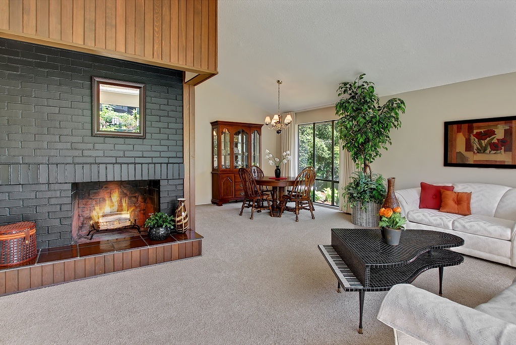 Property Photo: 2117 182nd Ave NE WA 98052