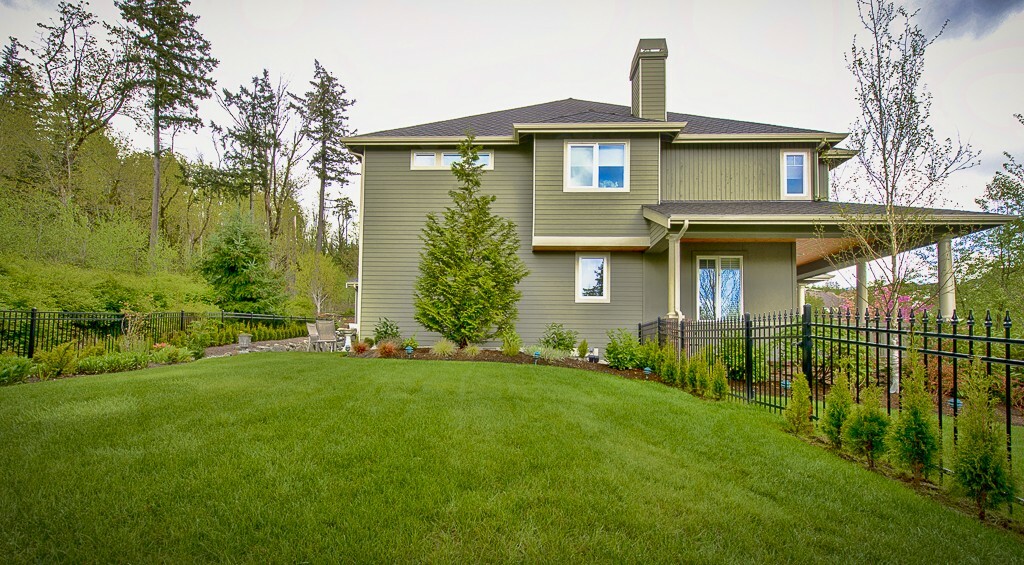 Property Photo: 1802 30th Ave NE WA 98029