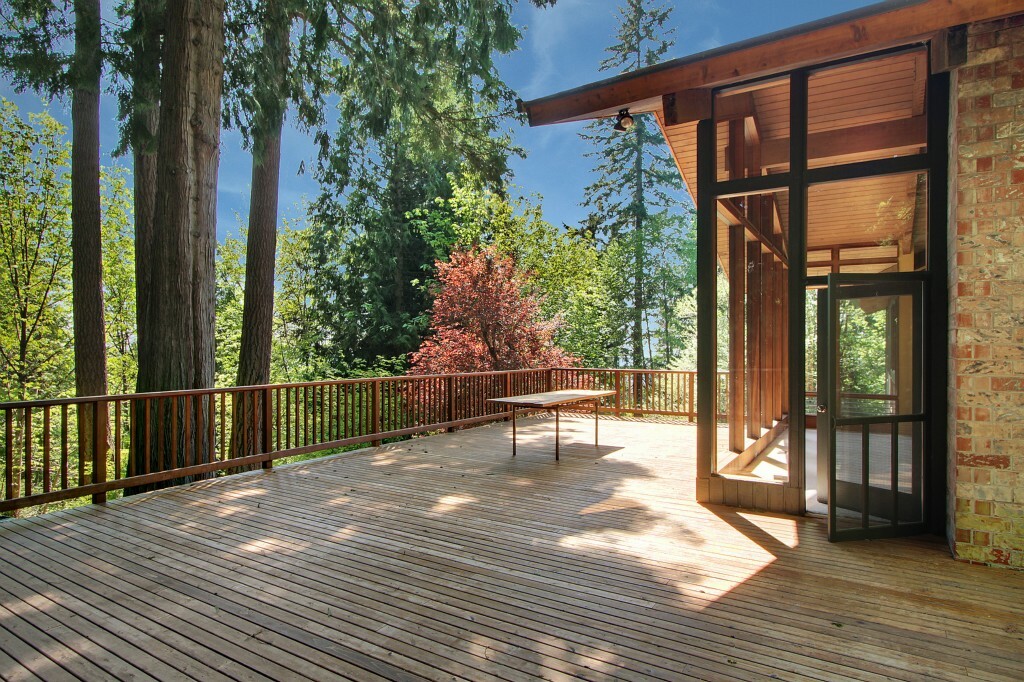 Property Photo: 20634 SE 119th St WA 98027