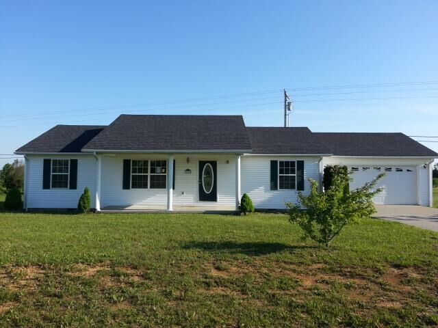 Property Photo: 1042 Breezy Lane KY 40403