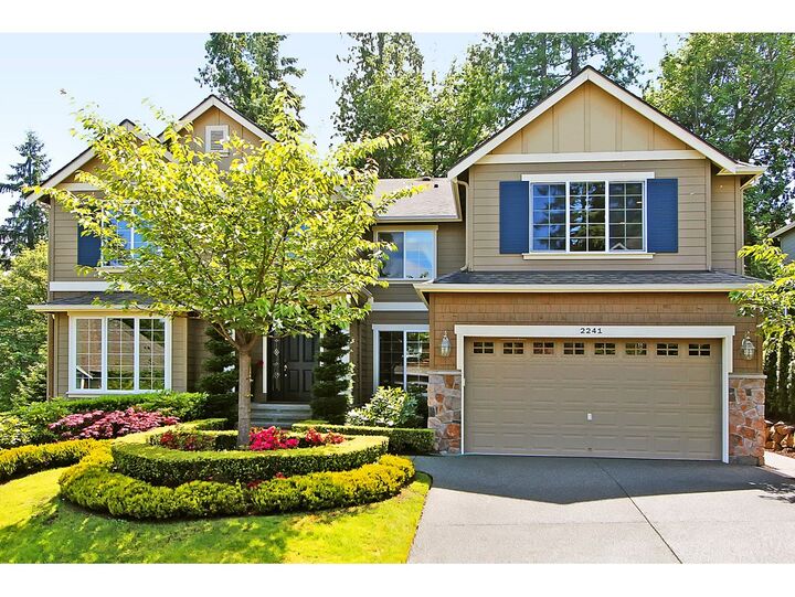2241 167th Ave SE  Bellevue WA 98008 photo