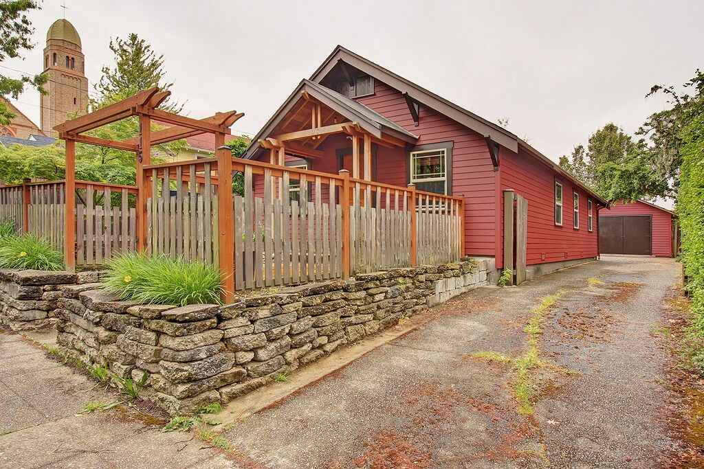 Property Photo:  115 NW 80th Street  WA 98117 