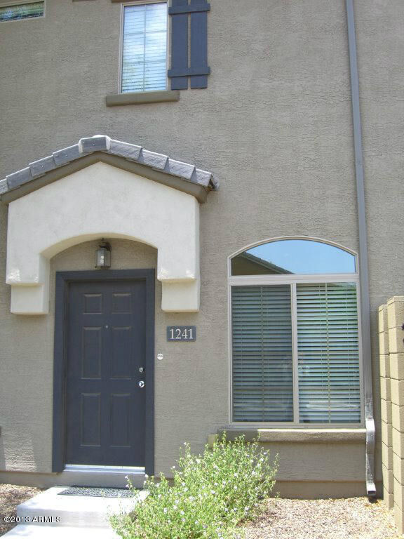 Property Photo: 2725 E Mine Creek Road 1241 AZ 85024