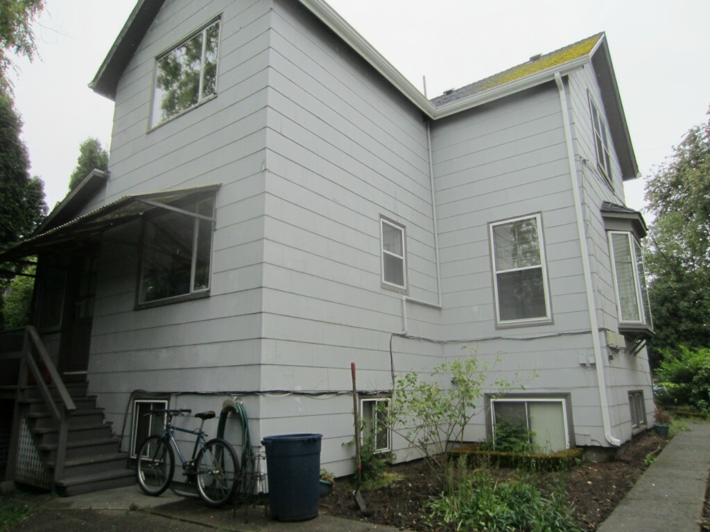 Property Photo:  7515 14th Ave NE  WA 98115 