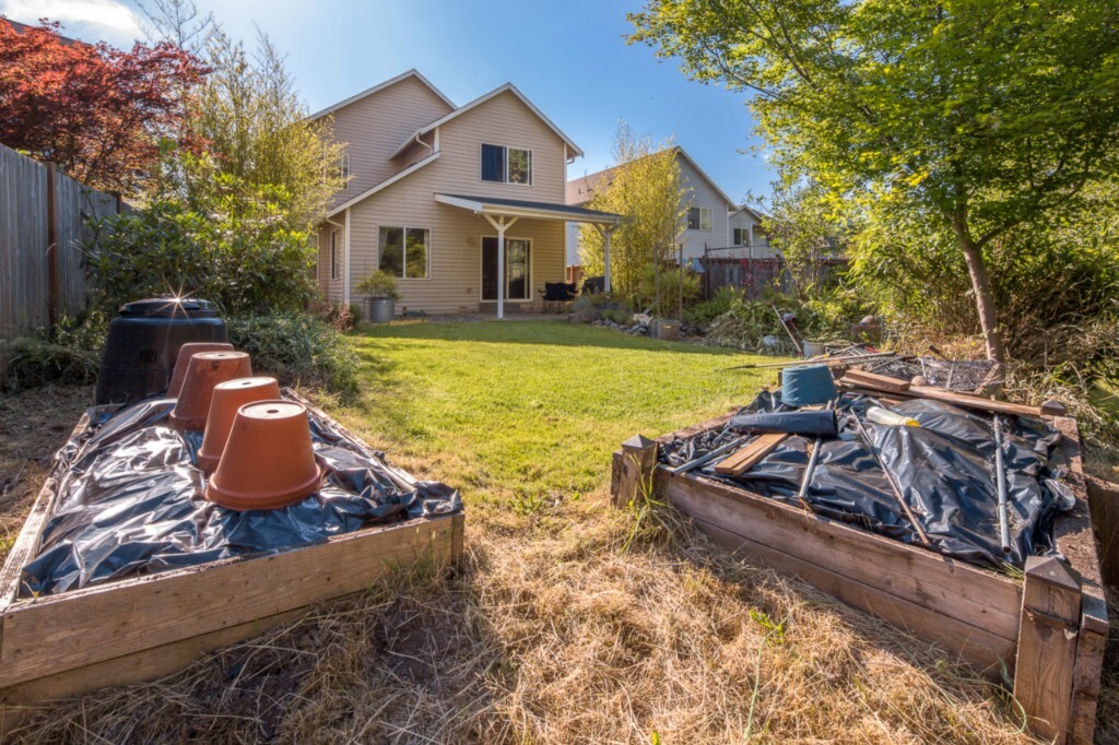 Property Photo:  627 125th Ave NE  WA 98258 