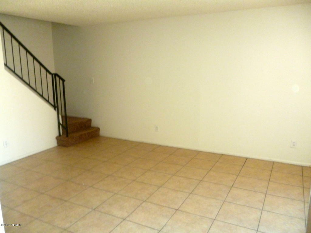 Property Photo:  4216 S 46th Place  AZ 85040 