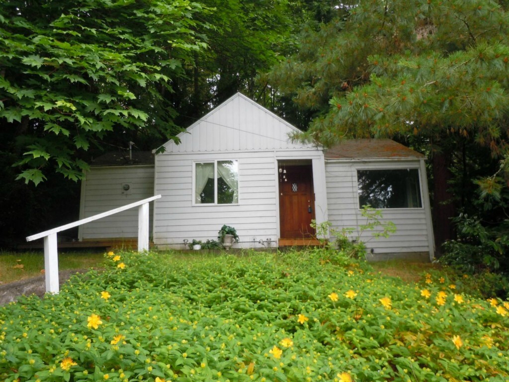 Property Photo: 2928 Cascade Trail WA 98310