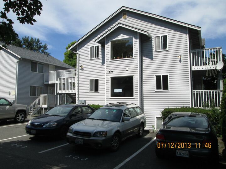 Property Photo:  1028 Indian St 203  WA 98225 